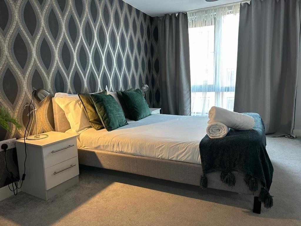 Luxury 9Ine Beautiful Bull Ring Apartment Free Parking Бирмингем Экстерьер фото
